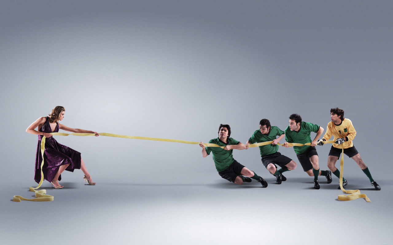 靈感躍然紙上 人物創(chuàng)意平面廣告設(shè)計(jì)壁紙的藝術(shù)與商業(yè)交融