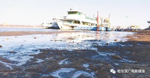 注意了！部分高速封閉，路面結(jié)冰黃色預(yù)警發(fā)布，請小心出行